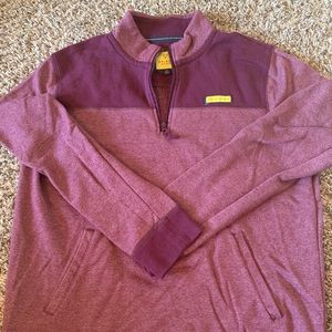 Men’s maroon quarter zip